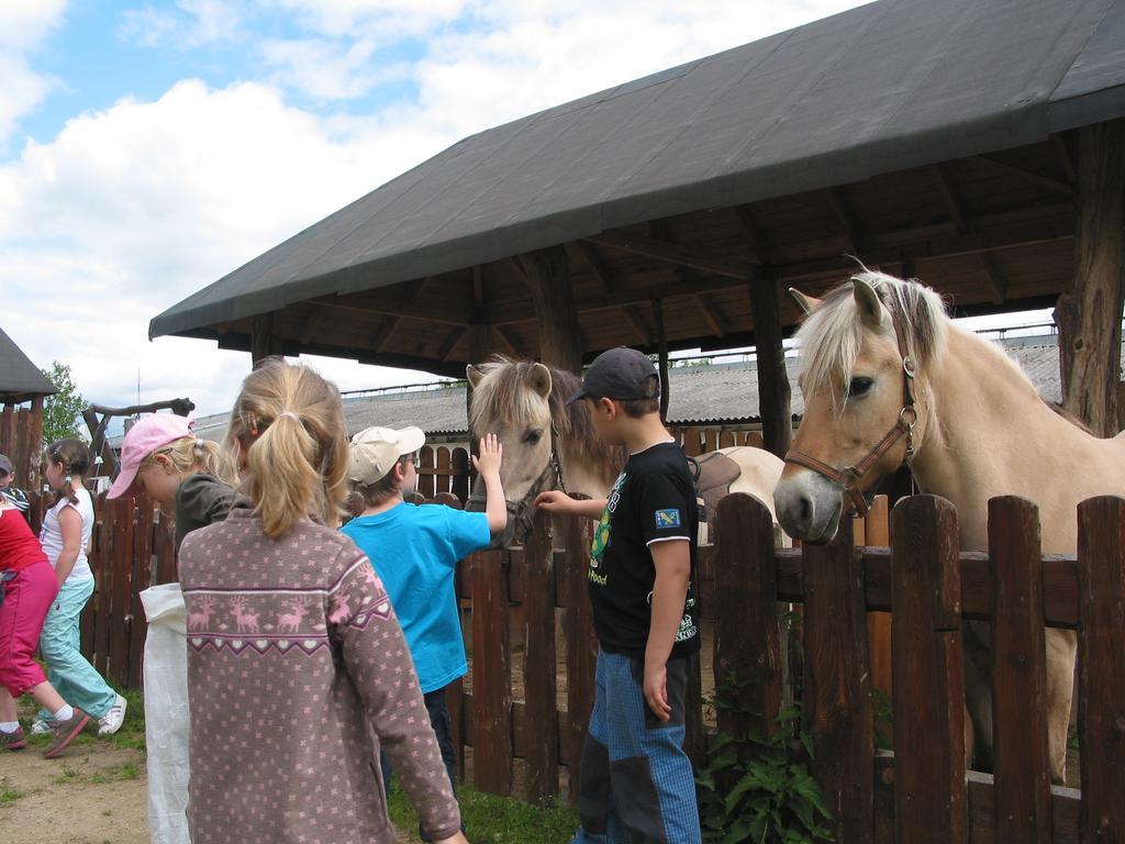 ZOOPARK Zelčín Vila Mělník Exterior foto